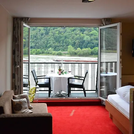 Rheinhotel Lamm Otel 3*