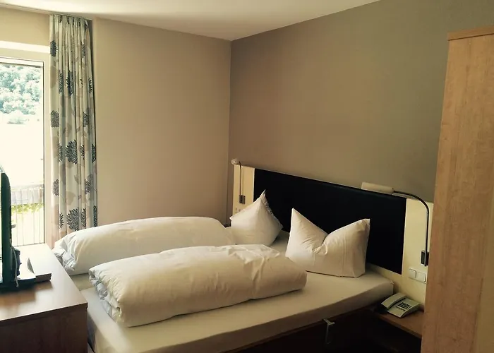 מלון Rheinhotel Lamm רודסהיים אם ריין