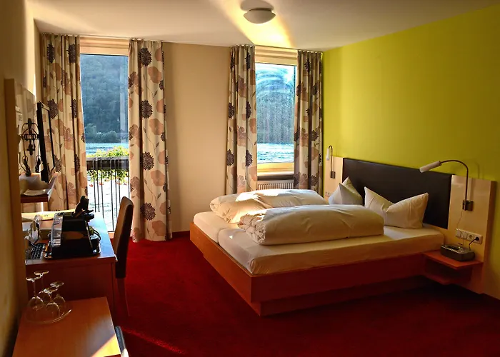 מלון Rheinhotel Lamm