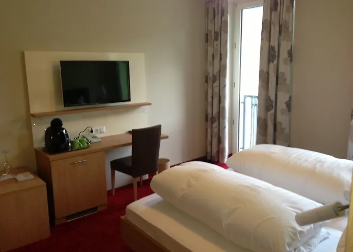 Rheinhotel Lamm מלון